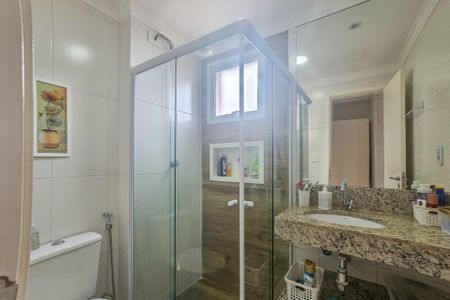 Apartamento para alugar com 71m², 2 quartos e 2 vagasBanheiro da suíte