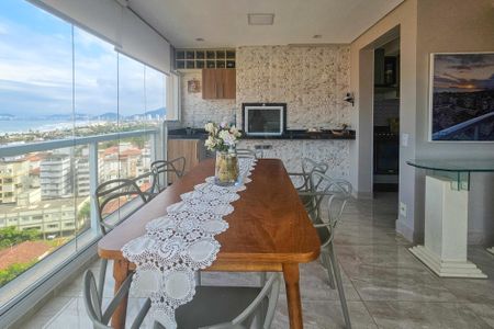 Apartamento para alugar com 71m², 2 quartos e 2 vagasVaranda da Sala