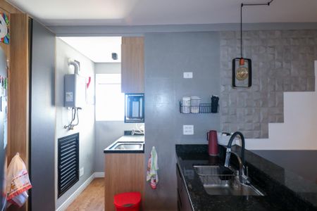 Apartamento à venda com 60m², 2 quartos e 2 vagas Apartamento à venda com 60m², 2 quartos e 2 vagasCozinha