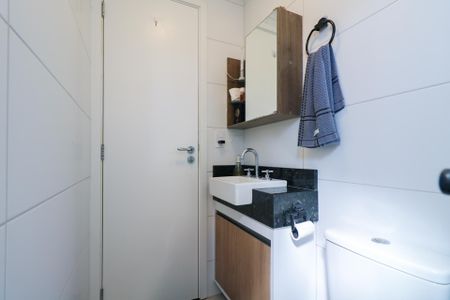 Apartamento à venda com 60m², 2 quartos e 2 vagas Apartamento à venda com 60m², 2 quartos e 2 vagasBanheiro Social