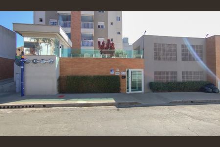 Apartamento à venda com 60m², 2 quartos e 2 vagas Apartamento à venda com 60m², 2 quartos e 2 vagasFachada