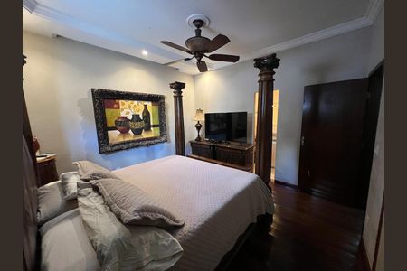 Casa para alugar com 310m², 4 quartos e 4 vagas