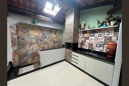 Casa para alugar com 310m², 4 quartos e 4 vagas