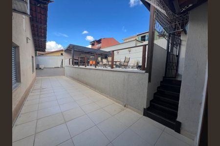 Casa para alugar com 310m², 4 quartos e 4 vagas