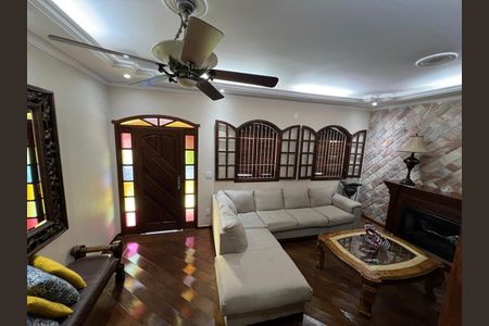 Casa para alugar com 310m², 4 quartos e 4 vagas