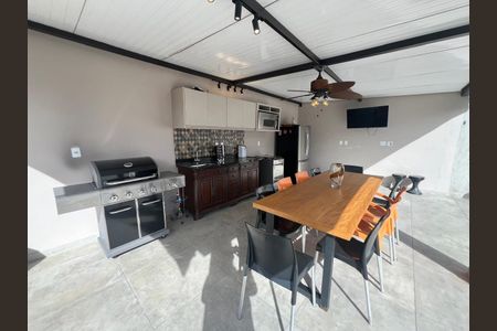 Casa para alugar com 310m², 4 quartos e 4 vagas