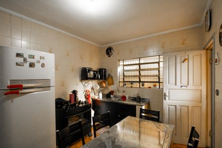 Casa à venda com 400m², 3 quartos e 2 vagas Casa à venda com 400m², 3 quartos e 2 vagasCozinha