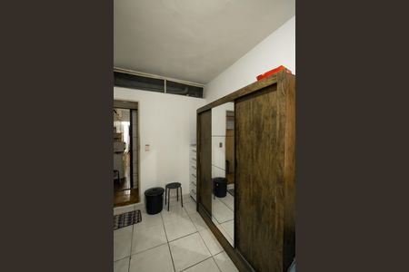 Casa à venda com 400m², 3 quartos e 2 vagas Casa à venda com 400m², 3 quartos e 2 vagasSuíte