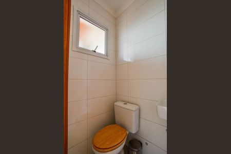 Casa à venda com 128m², 2 quartos e 3 vagasBanheiro de serviço