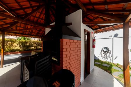 Apartamento à venda com 72m², 2 quartos e 1 vaga Apartamento à venda com 72m², 2 quartos e 1 vagaÁrea comum - Churrasqueira