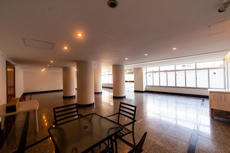 Apartamento à venda com 72m², 2 quartos e 1 vaga Apartamento à venda com 72m², 2 quartos e 1 vagaÁrea comum - Salão de festas