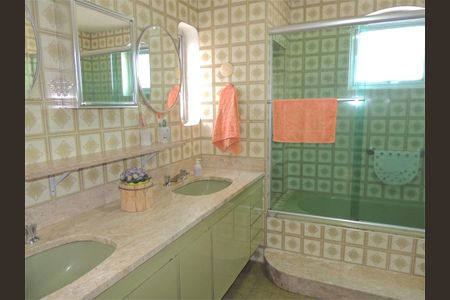 Apartamento à venda com 147m², 3 quartos e 2 vagas