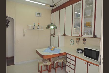 Apartamento à venda com 147m², 3 quartos e 2 vagas