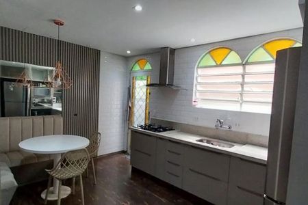 Casa à venda com 333m², 4 quartos e 4 vagas
