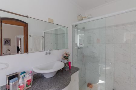 Casa à venda com 270m², 3 quartos e 2 vagasBanheiro da Suíte 1