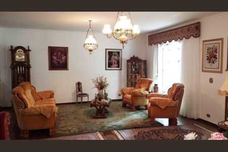 Casa à venda com 410m², 3 quartos e 4 vagas