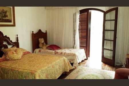 Casa à venda com 410m², 3 quartos e 4 vagas