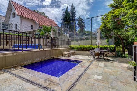 Apartamento à venda com 260m², 3 quartos e 3 vagas
