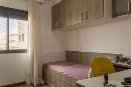 Apartamento à venda com 138m², 3 quartos e 3 vagas Apartamento à venda com 138m², 3 quartos e 3 vagasSuíte 3