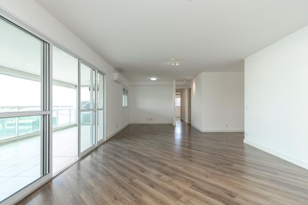 Apartamento para alugar com 138m², 3 quartos e 2 vagasSala