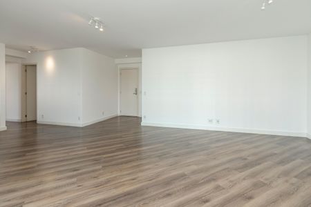 Apartamento para alugar com 138m², 3 quartos e 2 vagasSala