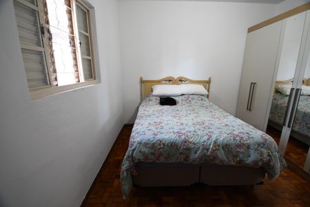 Casa à venda com 255m², 2 quartos e 2 vagasQuarto 2