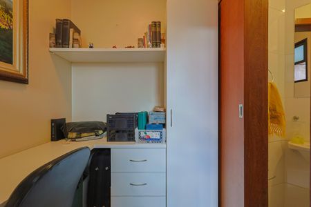 Apartamento à venda com 96m², 3 quartos e 2 vagasÁrea de Serviço