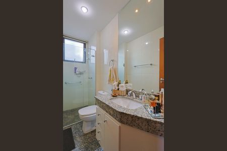 Apartamento à venda com 96m², 3 quartos e 2 vagasBanheiro