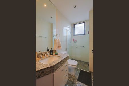 Apartamento à venda com 96m², 3 quartos e 2 vagasBanheiro da Suíte