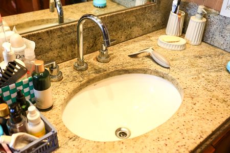 Apartamento à venda com 240m², 4 quartos e 4 vagas Apartamento à venda com 240m², 4 quartos e 4 vagasBanheiro do Quarto 3