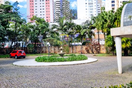 Apartamento à venda com 240m², 4 quartos e 4 vagas Apartamento à venda com 240m², 4 quartos e 4 vagasÁrea comum