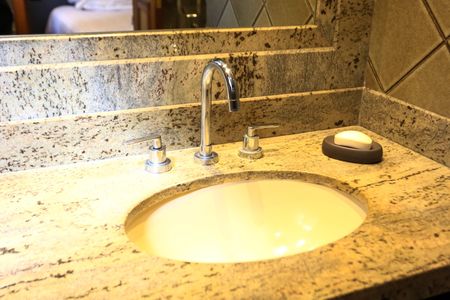 Apartamento à venda com 240m², 4 quartos e 4 vagas Apartamento à venda com 240m², 4 quartos e 4 vagasBanheiro do Quarto 2