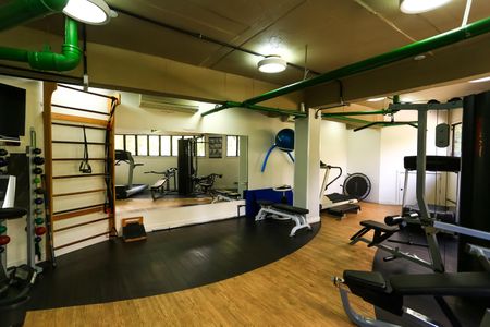 Apartamento à venda com 240m², 4 quartos e 4 vagas Apartamento à venda com 240m², 4 quartos e 4 vagasÁrea comum