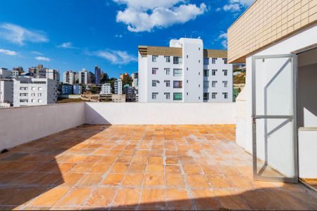 Apartamento para alugar com 150m², 2 quartos e 2 vagas Apartamento para alugar com 150m², 2 quartos e 2 vagasCobertura