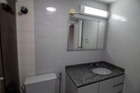 Apartamento para alugar com 105m², 3 quartos e 1 vaga Apartamento para alugar com 105m², 3 quartos e 1 vagaBanheiro da Suíte