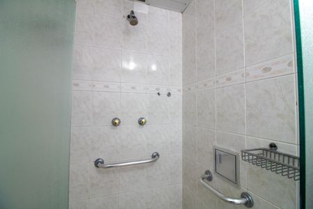 Apartamento para alugar com 105m², 3 quartos e 1 vaga Apartamento para alugar com 105m², 3 quartos e 1 vagaBanheiro