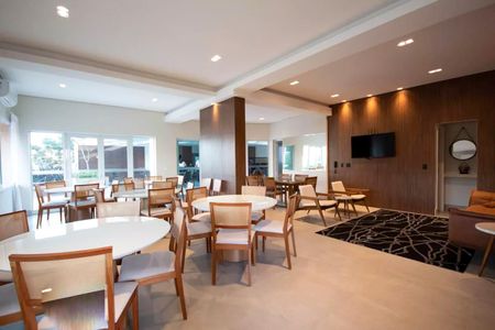 Apartamento à venda com 187m², 3 quartos e 4 vagas Apartamento à venda com 187m², 3 quartos e 4 vagasÁrea comum - Salão de festas