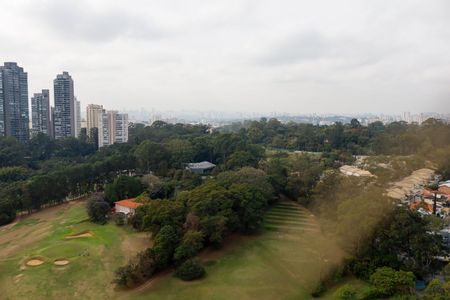 Apartamento à venda com 187m², 3 quartos e 4 vagas Apartamento à venda com 187m², 3 quartos e 4 vagasVista da Sacada