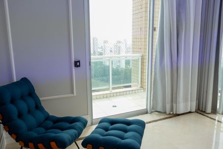 Apartamento à venda com 187m², 3 quartos e 4 vagas Apartamento à venda com 187m², 3 quartos e 4 vagasSala
