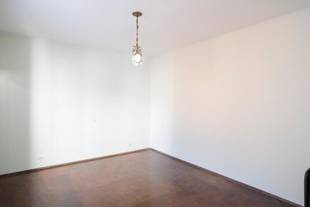 Casa à venda com 124m², 3 quartos e 2 vagasSuíte