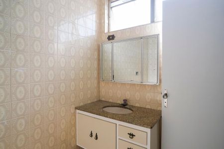 Casa à venda com 124m², 3 quartos e 2 vagasBanheiro