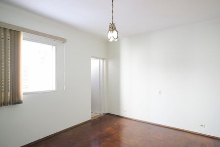 Casa à venda com 124m², 3 quartos e 2 vagasSuíte