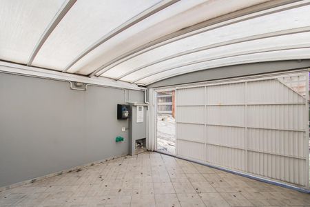 Casa à venda com 118m², 3 quartos e 2 vagasGaragem