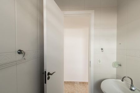 Casa à venda com 118m², 3 quartos e 2 vagasBanheiro Social