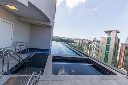 Apartamento para alugar com 90m², 3 quartos e 2 vagasÁrea comum - Piscina