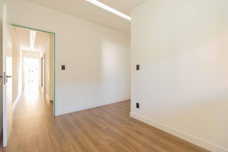 Casa à venda com 192m², 4 quartos e 2 vagasSuíte 1