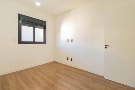 Casa à venda com 192m², 4 quartos e 2 vagasSuíte 1