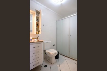 Apartamento à venda com 135m², 3 quartos e 2 vagasBanheiro da suíte 1