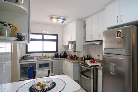 Apartamento à venda com 135m², 3 quartos e 2 vagasCozinha
