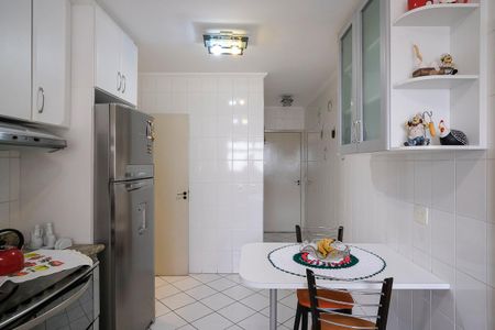 Apartamento à venda com 135m², 3 quartos e 2 vagasCozinha